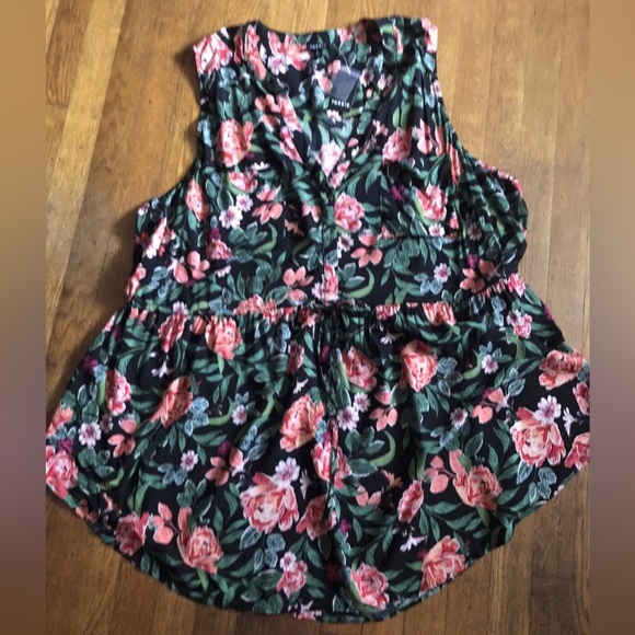 Torrid Emma Black Floral Challis Drawstring Babydoll Tunic 4 - Picture 1 of 4